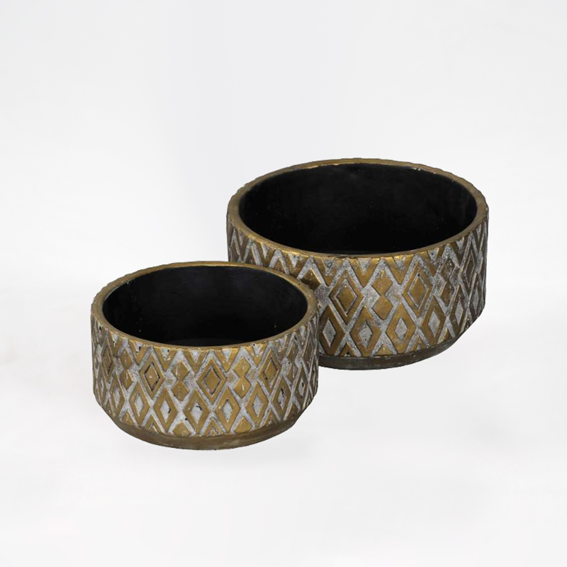 Conjunto ta&ccedil;as em cer&acirc;mica - douradas&nbsp;