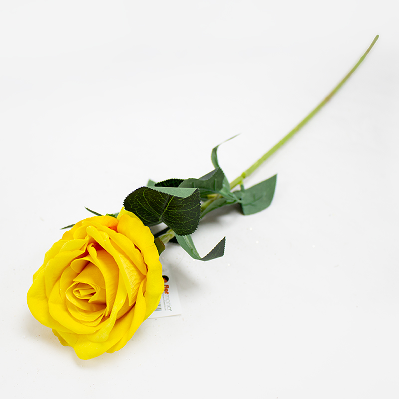 Rosa Art. Aveludada 74cm Amarela