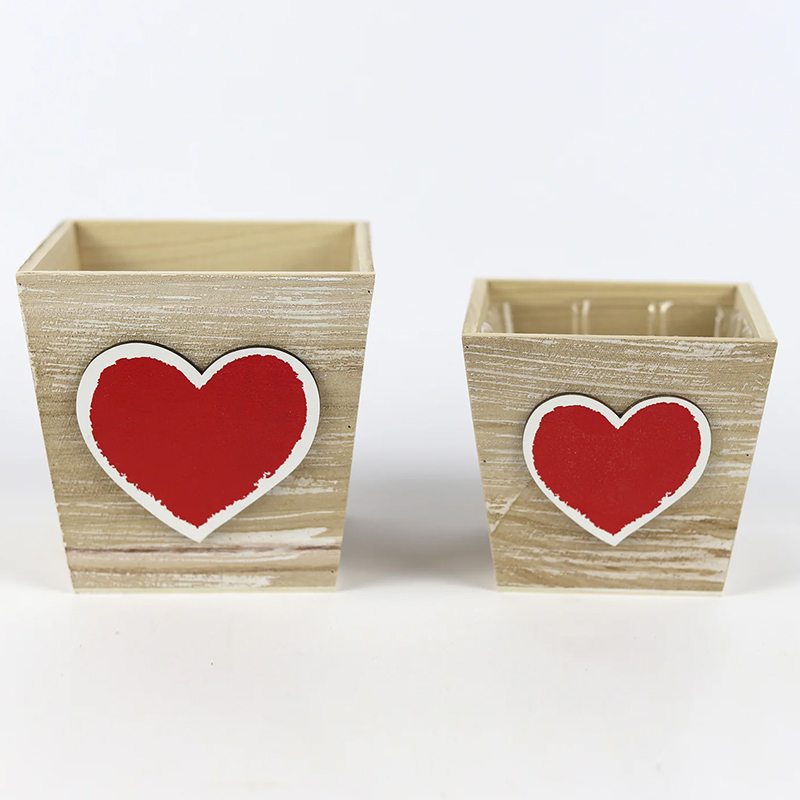 Conj. Base Mad. C/Coração  13x13cm (2 Un)