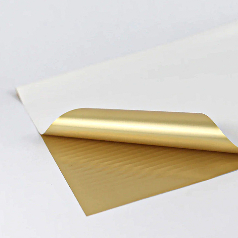 Folhas  57 x 57cm Branco/Ouro (20Un)