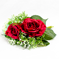 Bouquet de rosas com Hortensias - Vermelho 32 cm