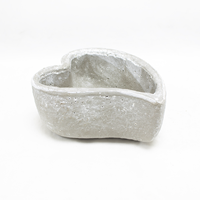 Base Cimento Coração 19x15x8cm ( Un)