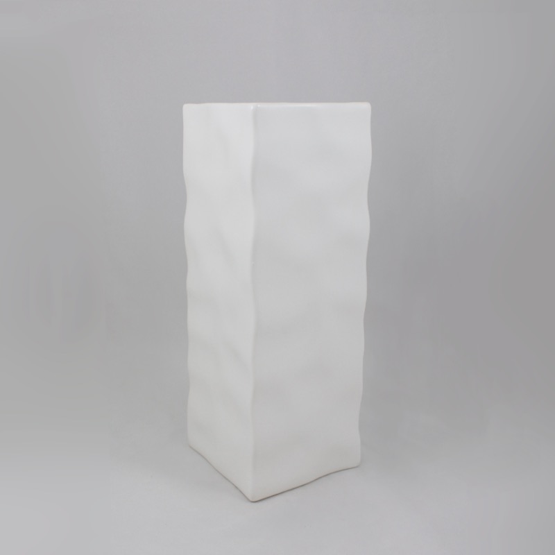 Jarra cer&acirc;mica retangular