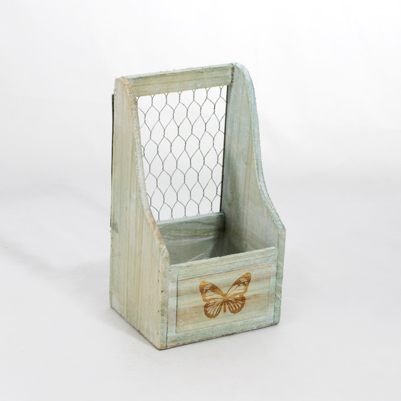 Caixa de Madeira pintada a verde com rede