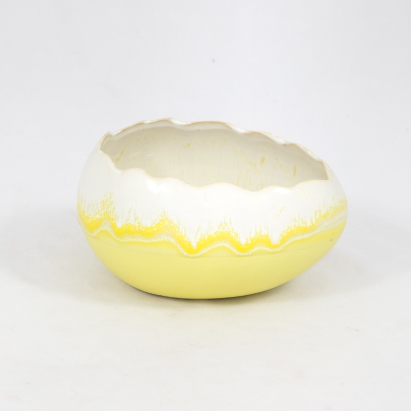 Ovo em cer&acirc;mica  - Amarelo