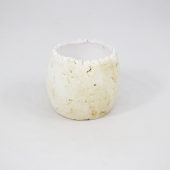 Ovo em cerâmica à cor natural