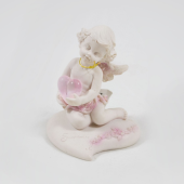 Anjo sentado com Coração