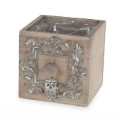 Gaveta de Madeira Natural com adornos